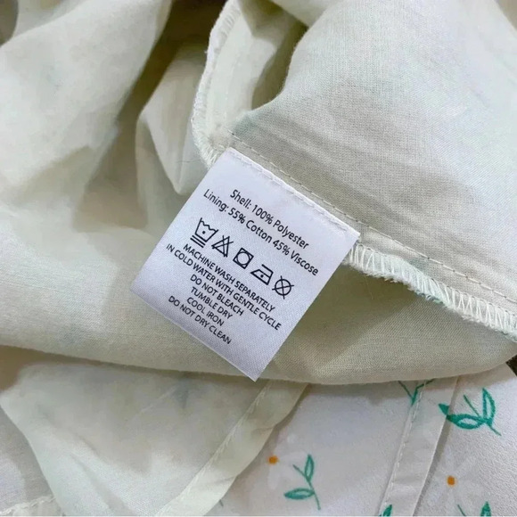 NWT White Daisy Drawstring Dress - Picture 10 of 13